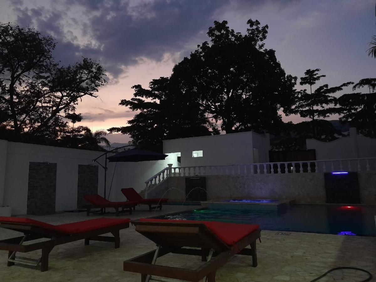 סנטה פה דה אנטיוקיה Hotel Santa Fe Del Parque מראה חיצוני תמונה